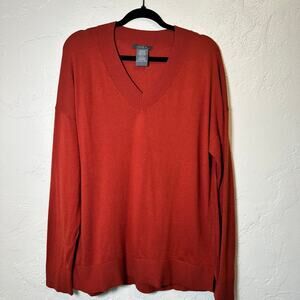matty m. Ladies Size XL Rust V-neck sweater layering thin lightweight